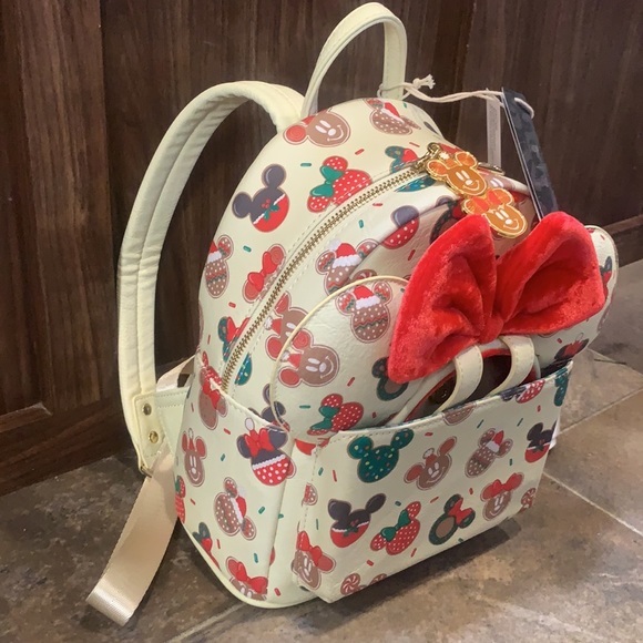 💚♥️Christmas Mickey Mouse backpack♥️💚🎄 - Picture 3 of 9